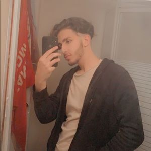 Meet your Posher, Majed